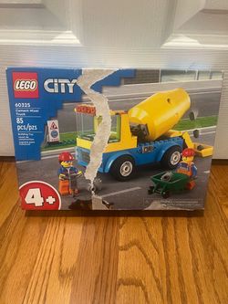 Brand New Lego city 60325 cement mixer truck (damaged box)