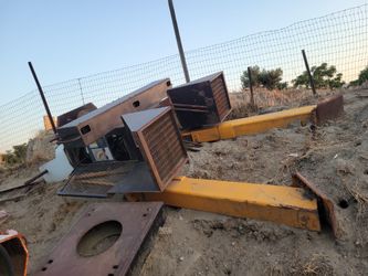 1985 Stinger Crane