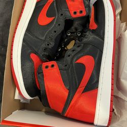Jordan 1 Satin Red 9.5 Men