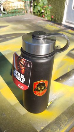 Star Wars "Sith" 18 oz. Stainless Steel Vacuum Insulated Bottle