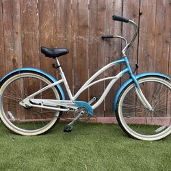 😎 🏝️ 🌴 🚲 🌊 Electra Single Soeed Women’s 26 inch Beach Cruiser. Blue/Aqua with White. 