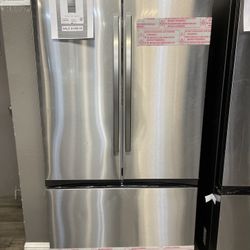 Samsung Refrigerator (Take It Home In Payments/Llevalo A Casa En Pagos)