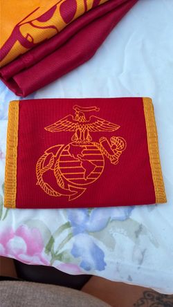 Marines flag and wallet