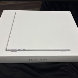 Apple MacBook Air 13-inch M4 Chip 