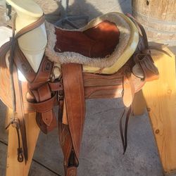 Mexican Saddle 