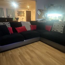 Black Sofas With Coffee Tables 