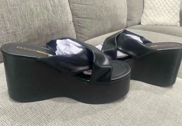 Fashion Nova Wedge Sandals