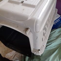 Medium Kennel For Small Medium Trained Dog With No Gate $18.00 (Serious Buyers) Obo Cash Only 