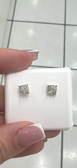 Diamond earrings