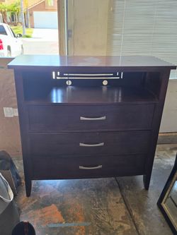 Wooden dresser