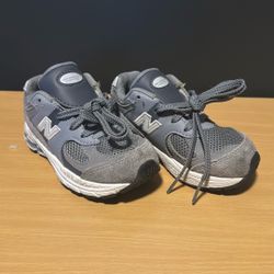 New Balance 2002r Size 7 Toddler 