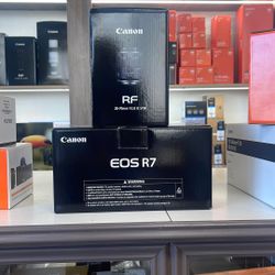 Canon R7 With RF 28-70mm F2.8 