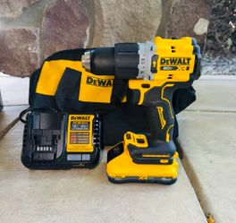 DeWalt 20V Max XR 1/2" 2 Speed Brushless Hammer Drill + XR 4AH Battery + Charger & Bag DCD806B New