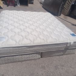 Serta King Mattress And Box Spring