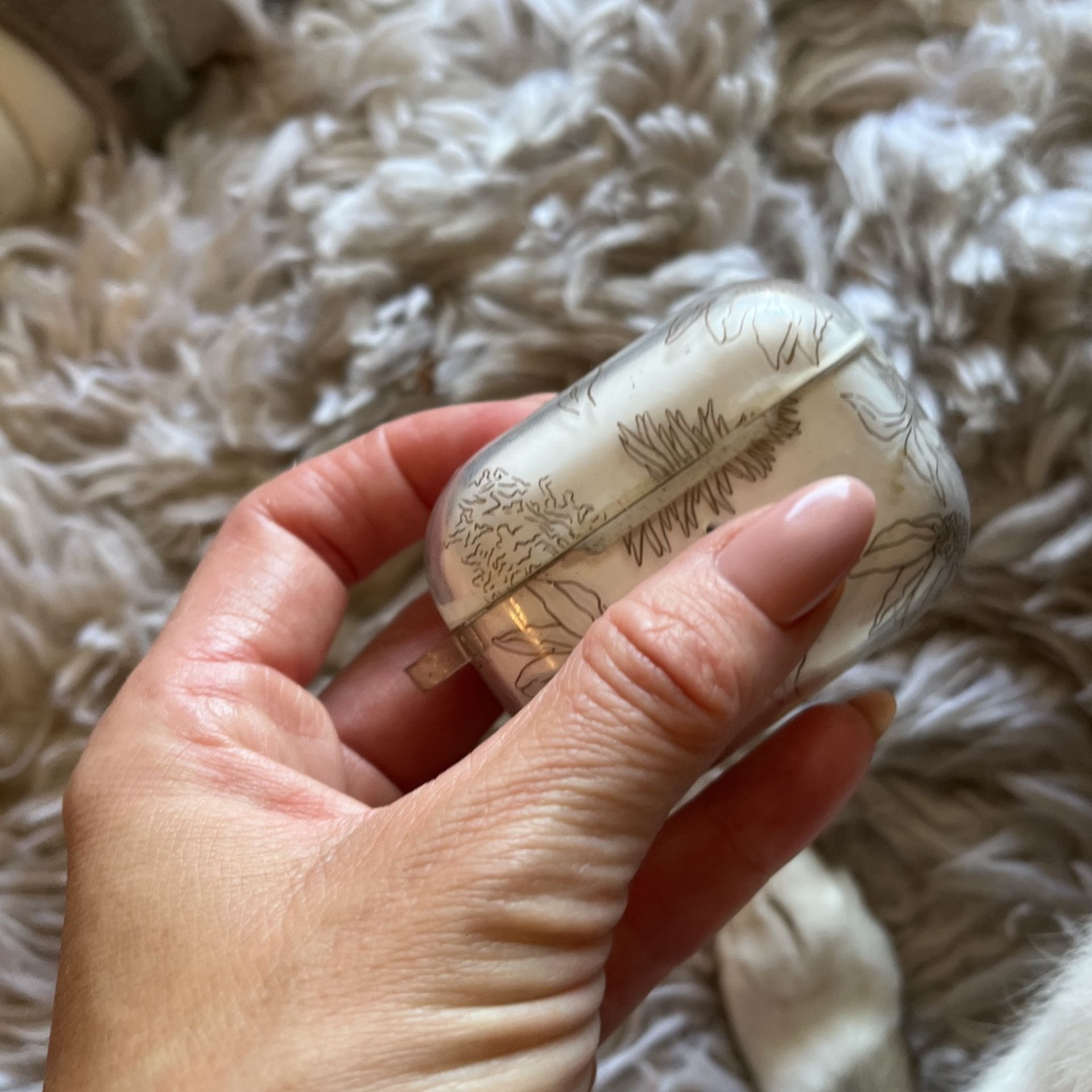 AIRPOD PRO IN CASE ONLY RIGHT AIRPOD