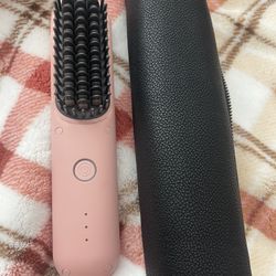 Tymo portable hair straightener 