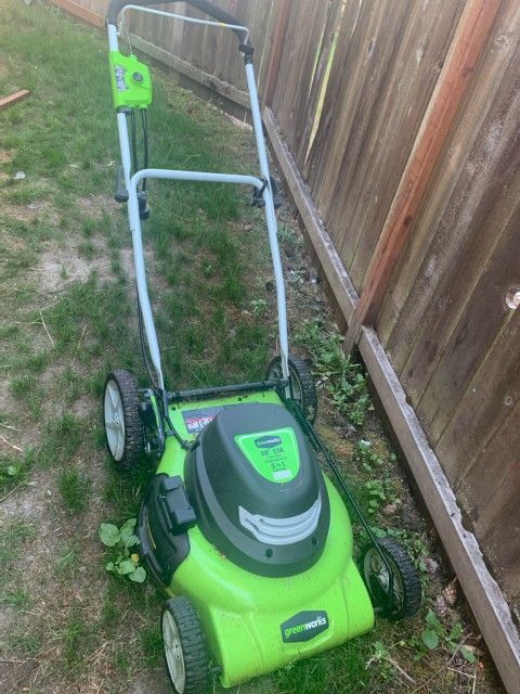 Electric Lawnmower With Bag 
