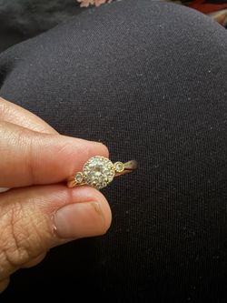 14K Gold ring size 8
