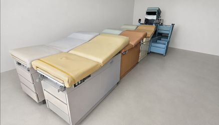 12 Ritter Midmark 100/104 Medical Exam Tables