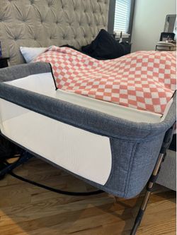 4 in 1 Bedside Bassinet