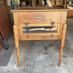 Antique Chicken Incubator 