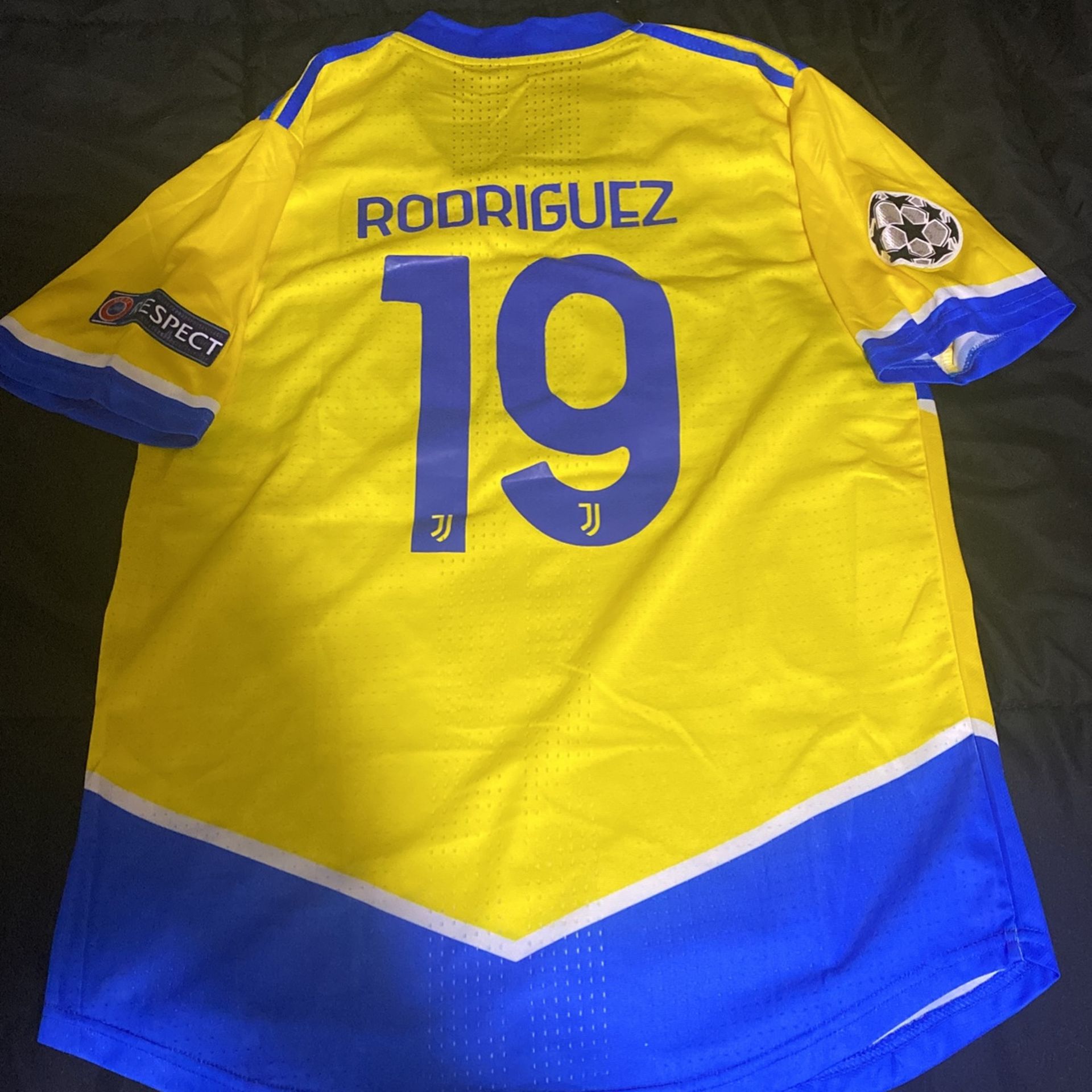 Jueventus Soccer Jersey Size L Rodríguez