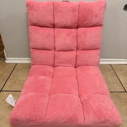 Adjustable cushioned floor chair