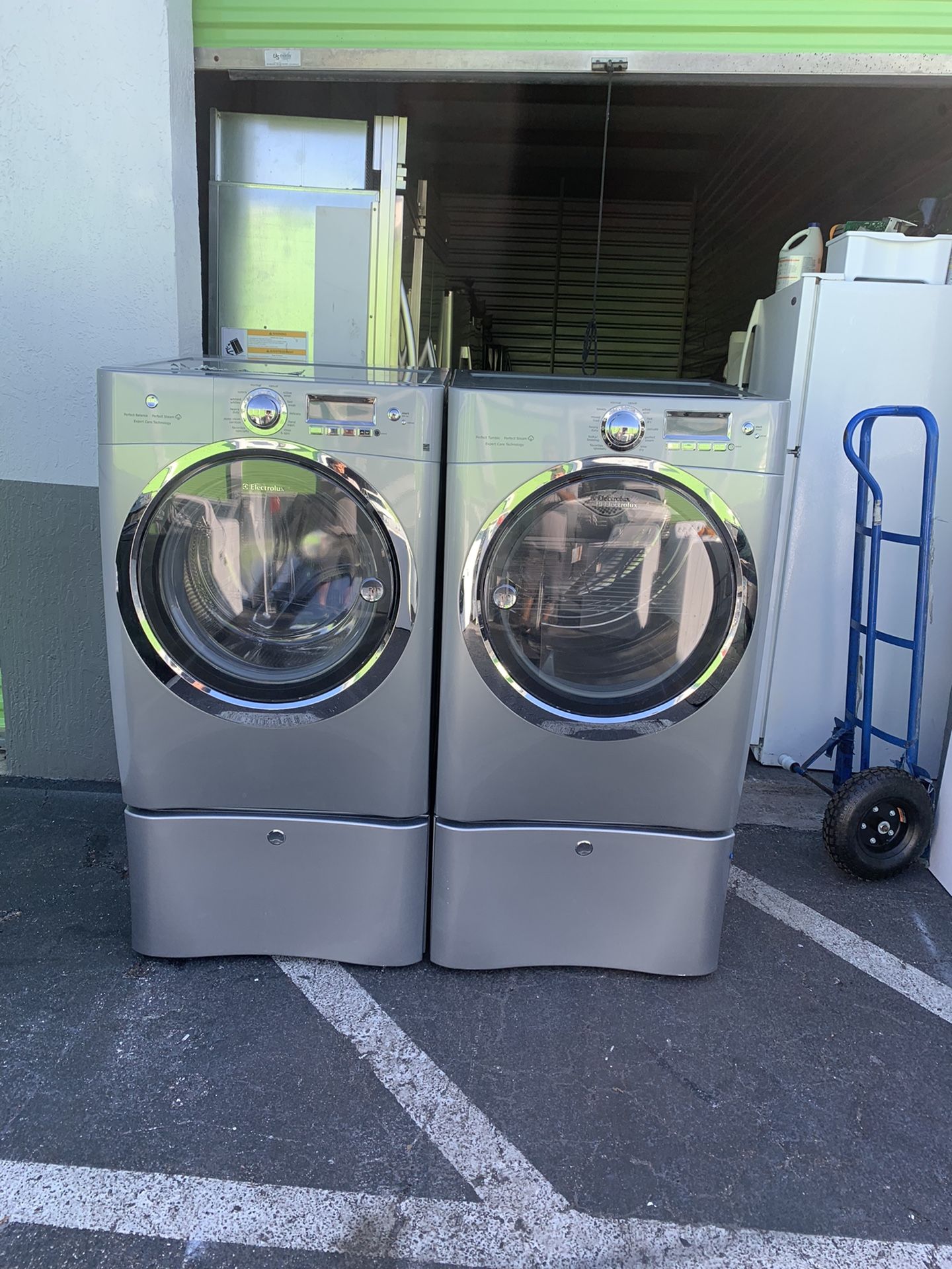 Electrolux Washer And Dryer Good Condition Everything Works Fine for