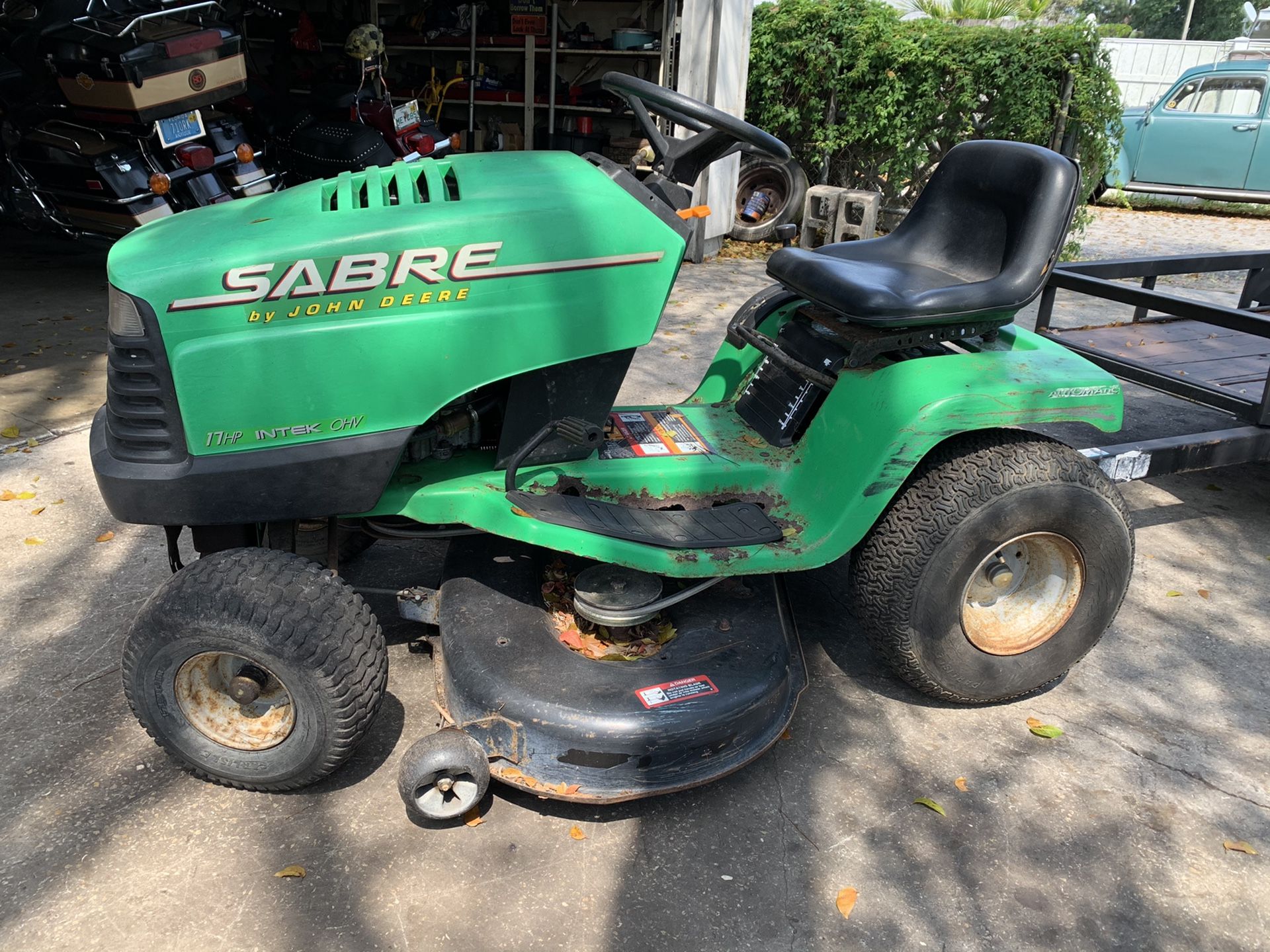 2000 John Deere Sabre riding lawn mower automatic for Sale in Bradenton, FL OfferUp