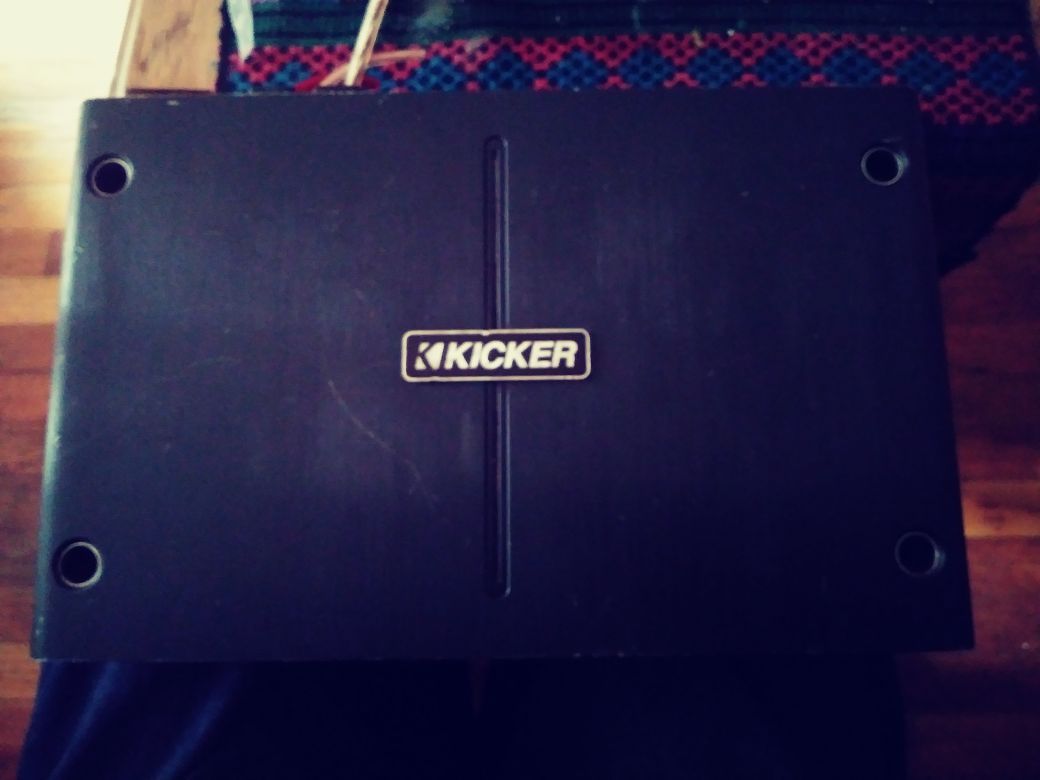 KICKER AMPLIFIER IQ 1000.5