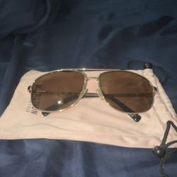 *LIKE NEW* Kenneth Cole Reaction Brown Tinted Sunglasses + White Bag 