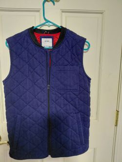 Old Navy boys vest size 18 (xxl)