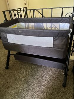 Bedside bassinet
