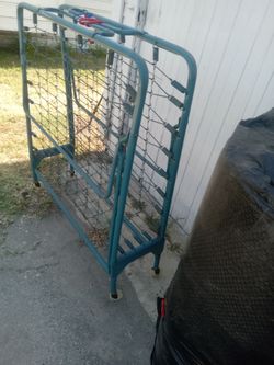Free twin folding bed