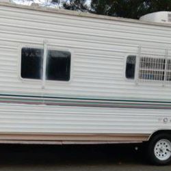 2003 Layton Skyline 252 Scout Travel Trailer 