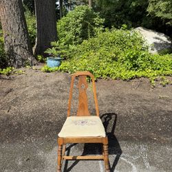 Free Antique Chair