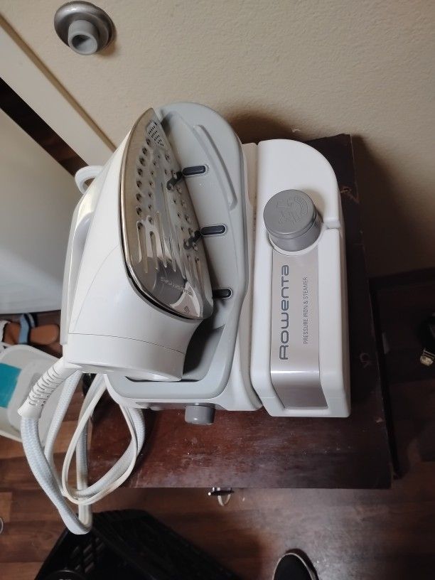 Rowenta Pressure Iron And Steamer