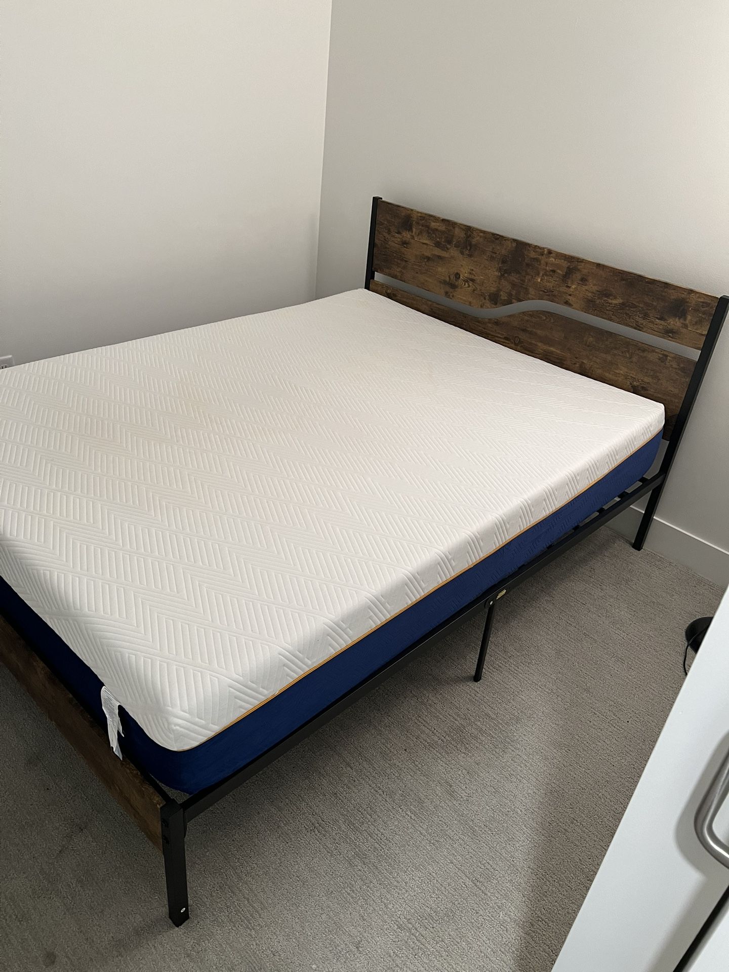 Queen Bed Frame And Mattress Set $250