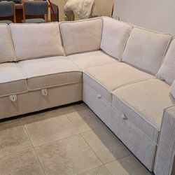 New 90x90 Sleeper Sectional Couch With Storage And USB / Free Delivery 