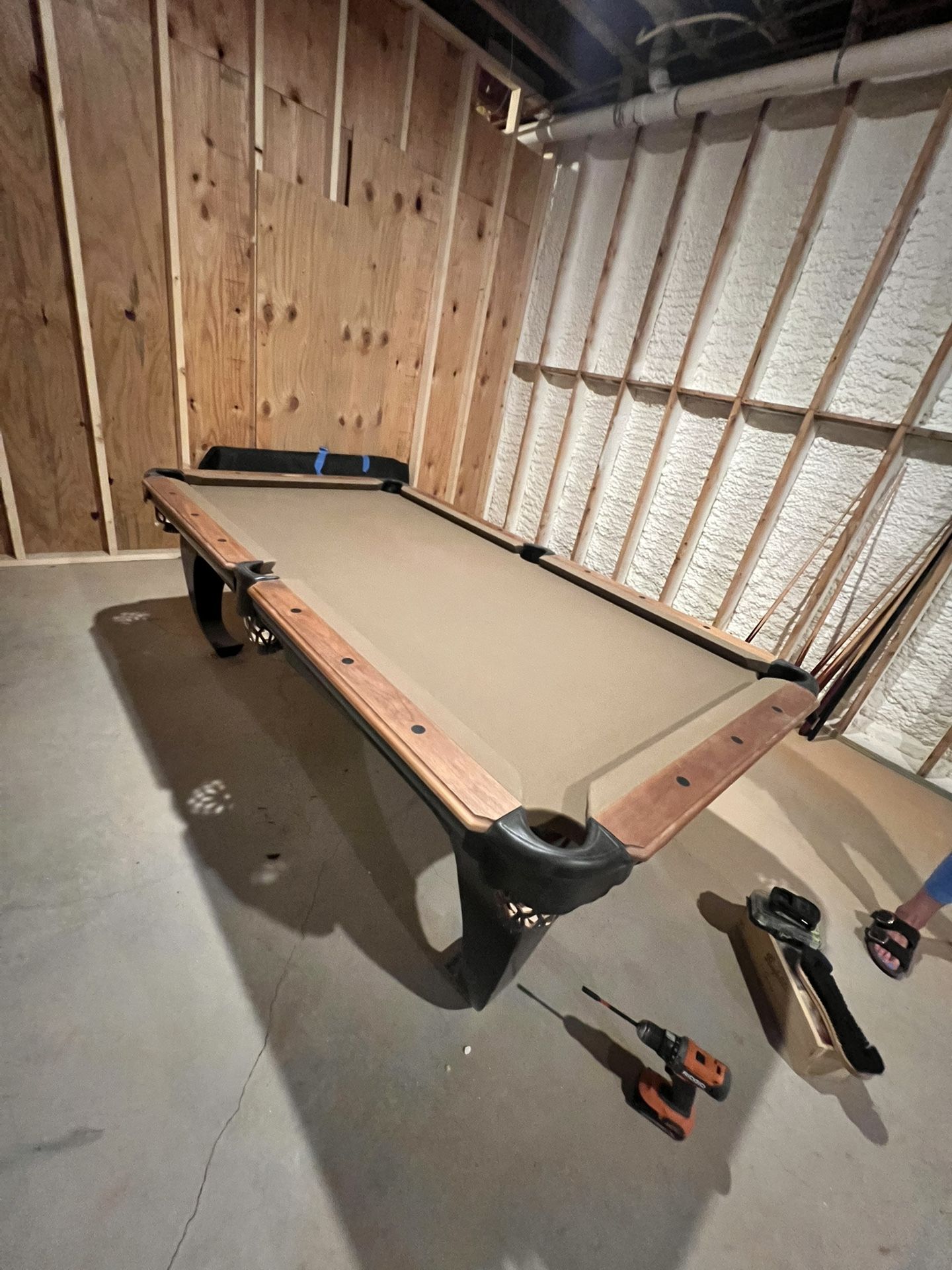 Atlanta Braves Pool Table Signed By Kenny Lofton