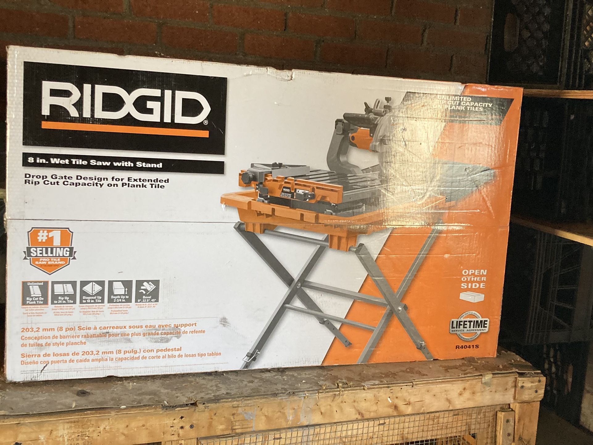 ridgid 8 inch wet tile saw With New diamond blade
