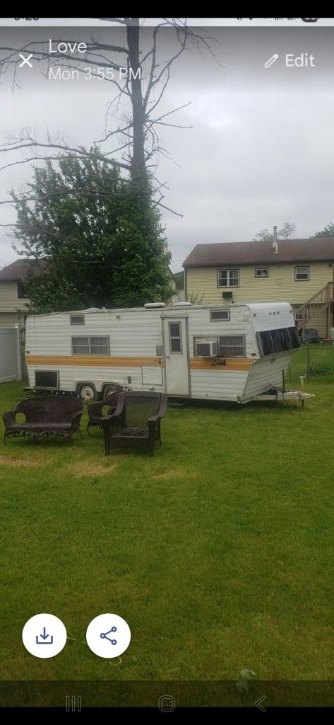Camper