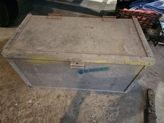 Aluminum Tool Box  2 Foot X 1 Foot 