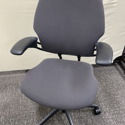 Humanscale Freedom Ergonomic Office Chairs - Going Fast