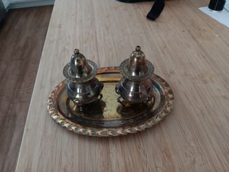  Antique  Salt And Pepper  Shaker 
