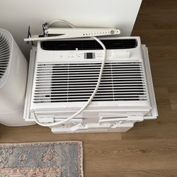 Barley used Air Conditioner 12,000 BTU