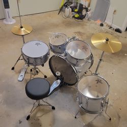 Rouge Kids Drum Set