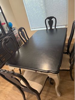 French Provincial dinning table