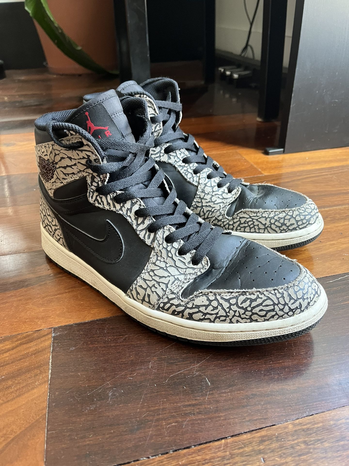 Jordan 1 Elephant Cement Black/grey - 12