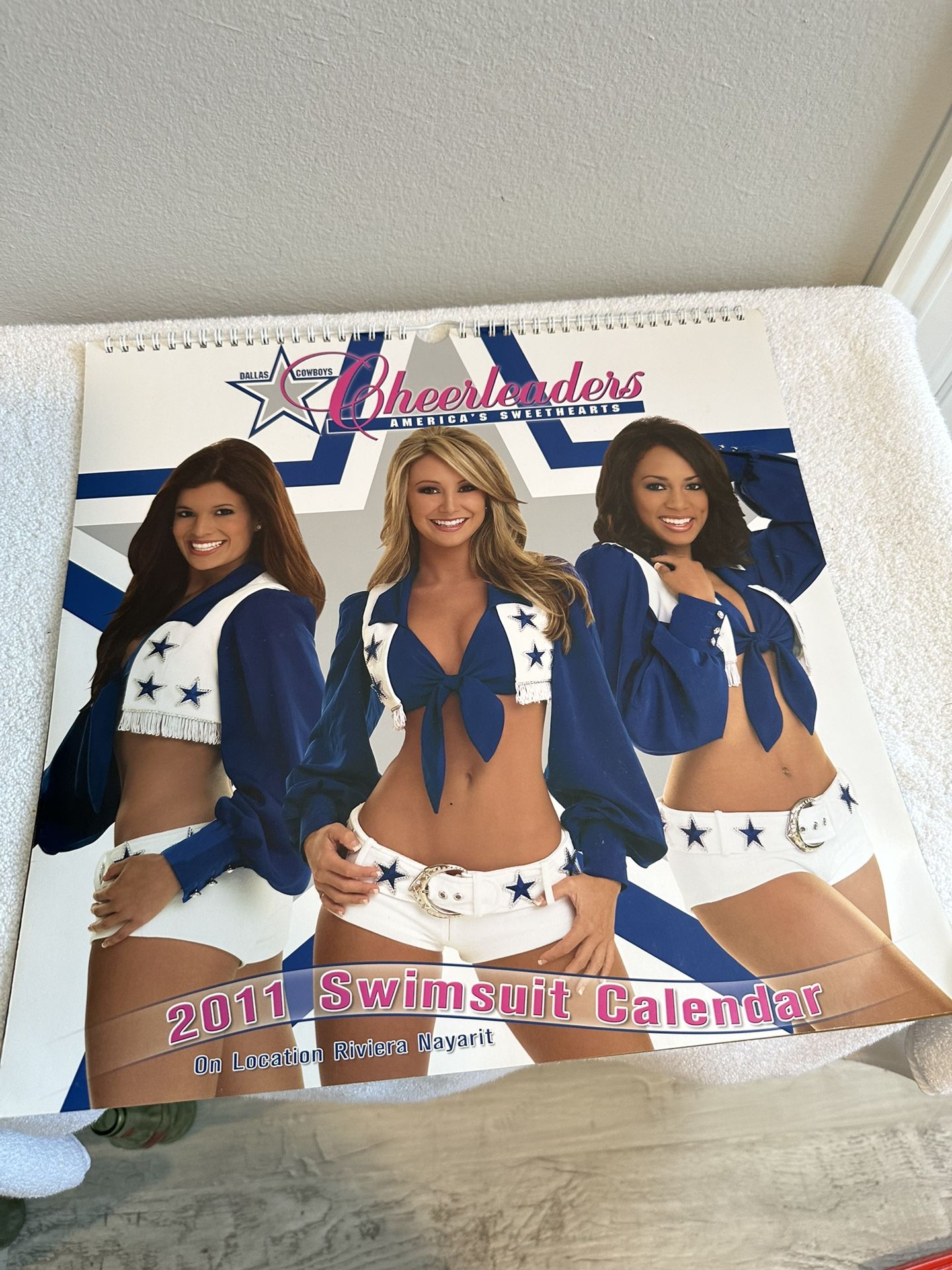 2011 Dallas Cowboys Cheerleaders Swimsuit Calendar
